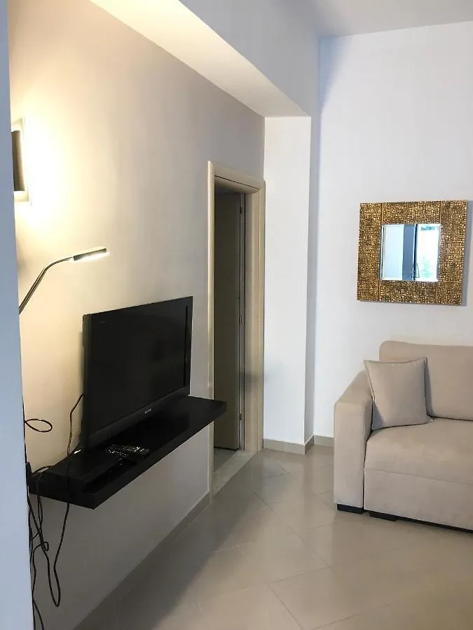 Lr Apartments Sarandë 0*,  Albania