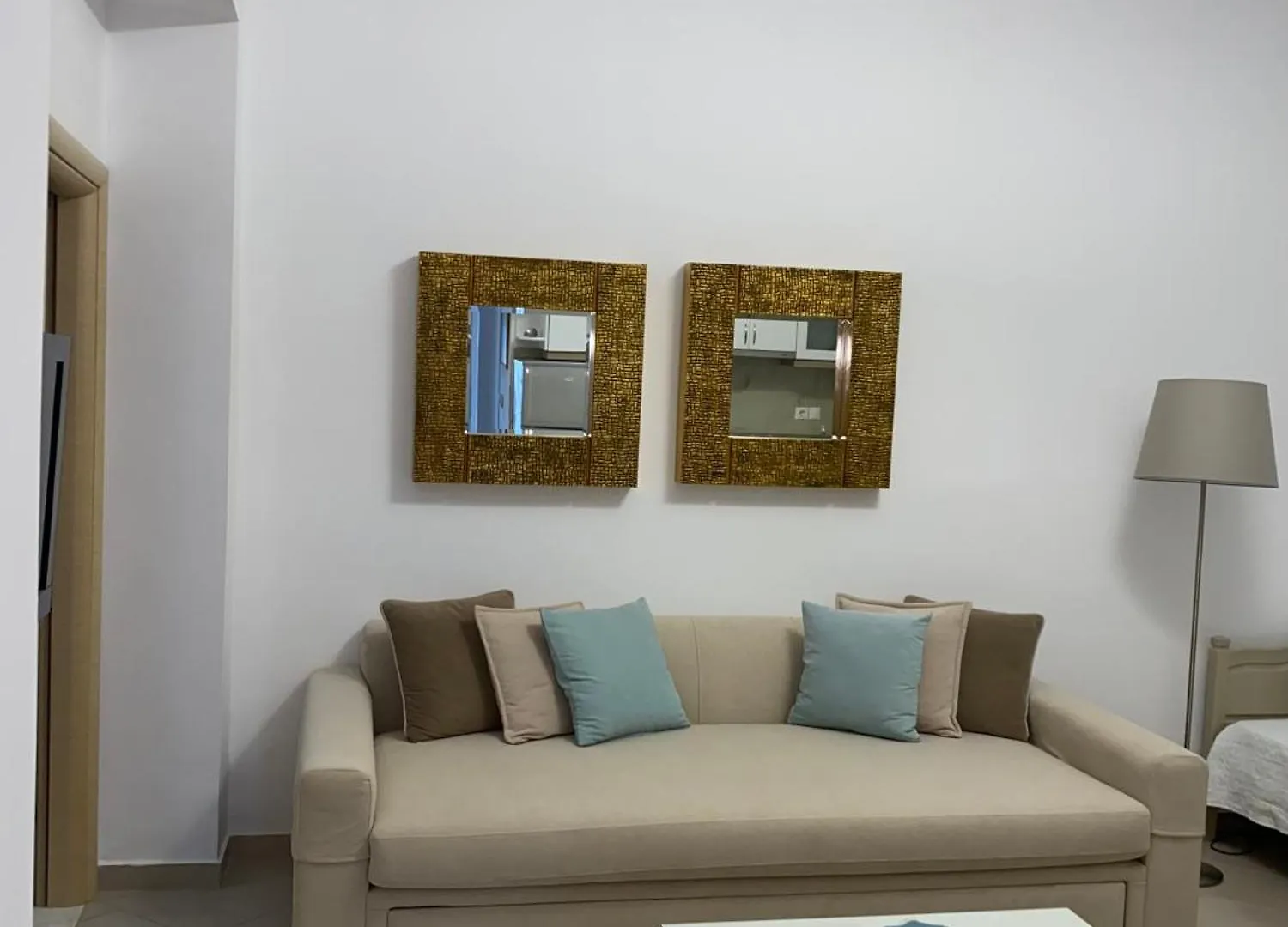Lr Apartments Sarandë