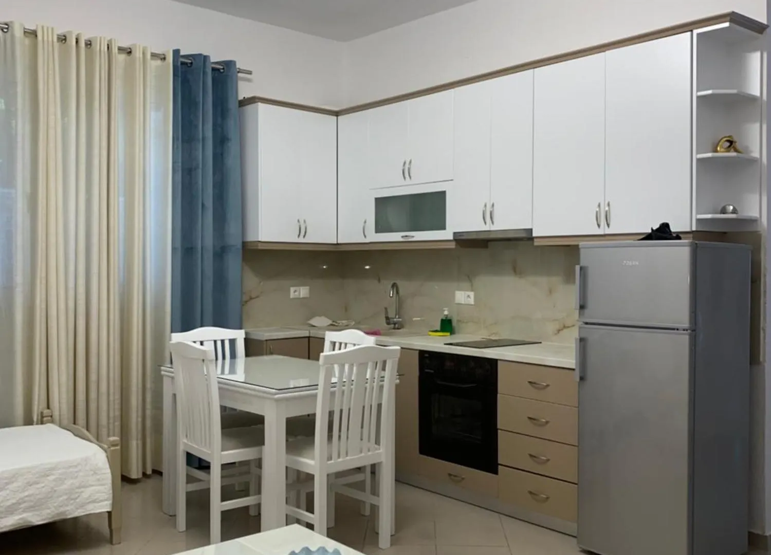 Lr Apartments Sarande 0*,  Albania